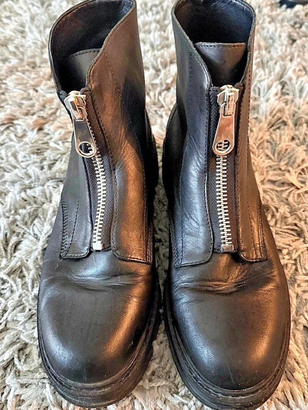 Marc Fisher Paralee Front Zip Bootie Black US10